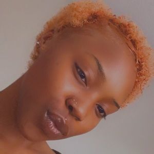 Meet your Posher, Azjah